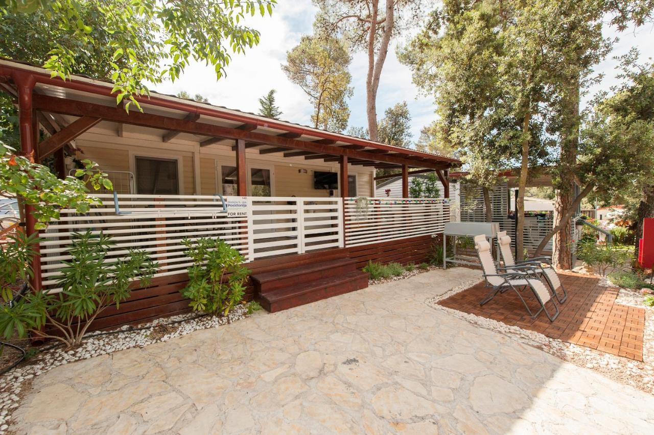 Mobile Home Posidonija Biograd Na Moru Eksteriør bilde